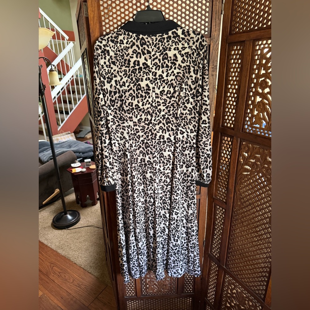 MSK Black and White Leopard-Print Button-Front Maxi Dress - Picture 6 of 8